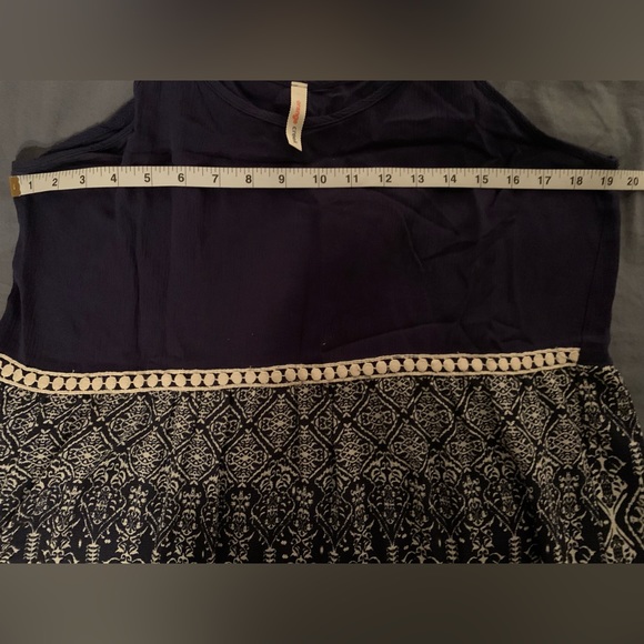 Flowy dress - Picture 3 of 3